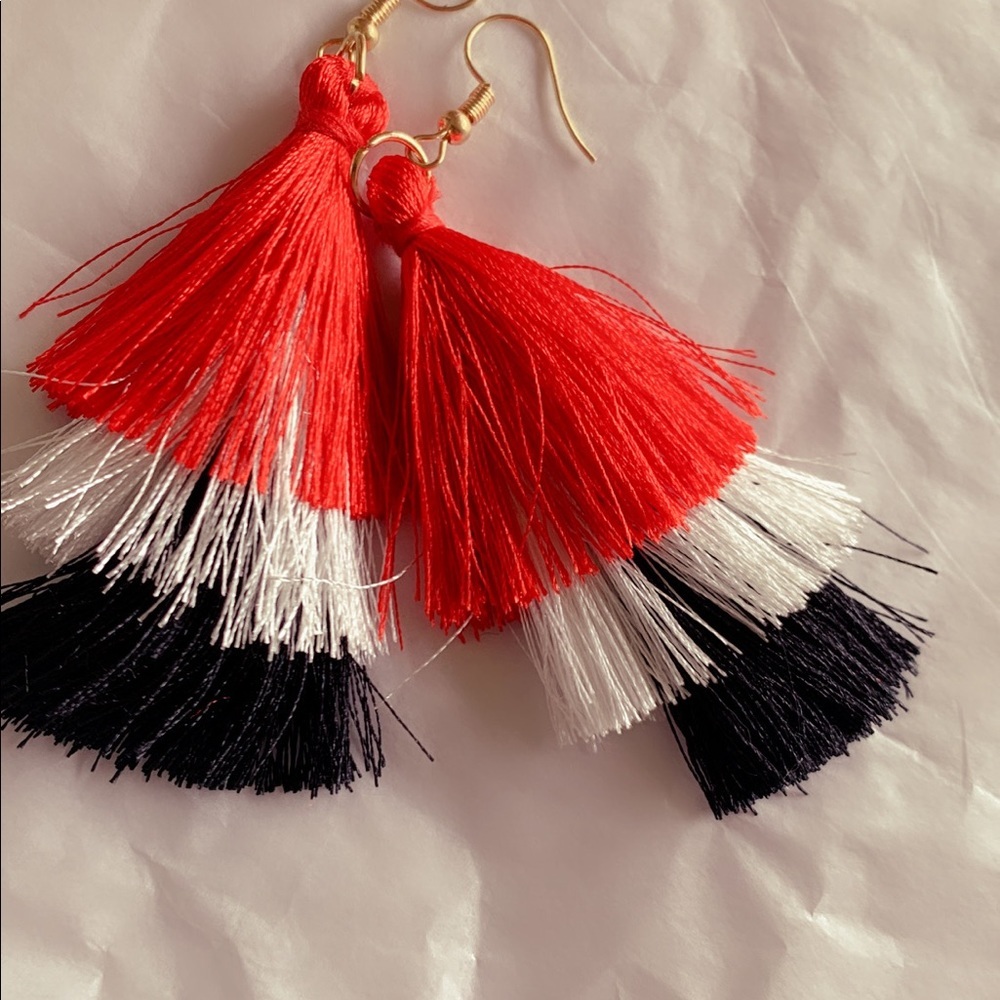 Trending Tassel Earrings - Picture 6 of 6